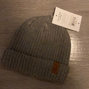 NWT Life is Good gray beanie